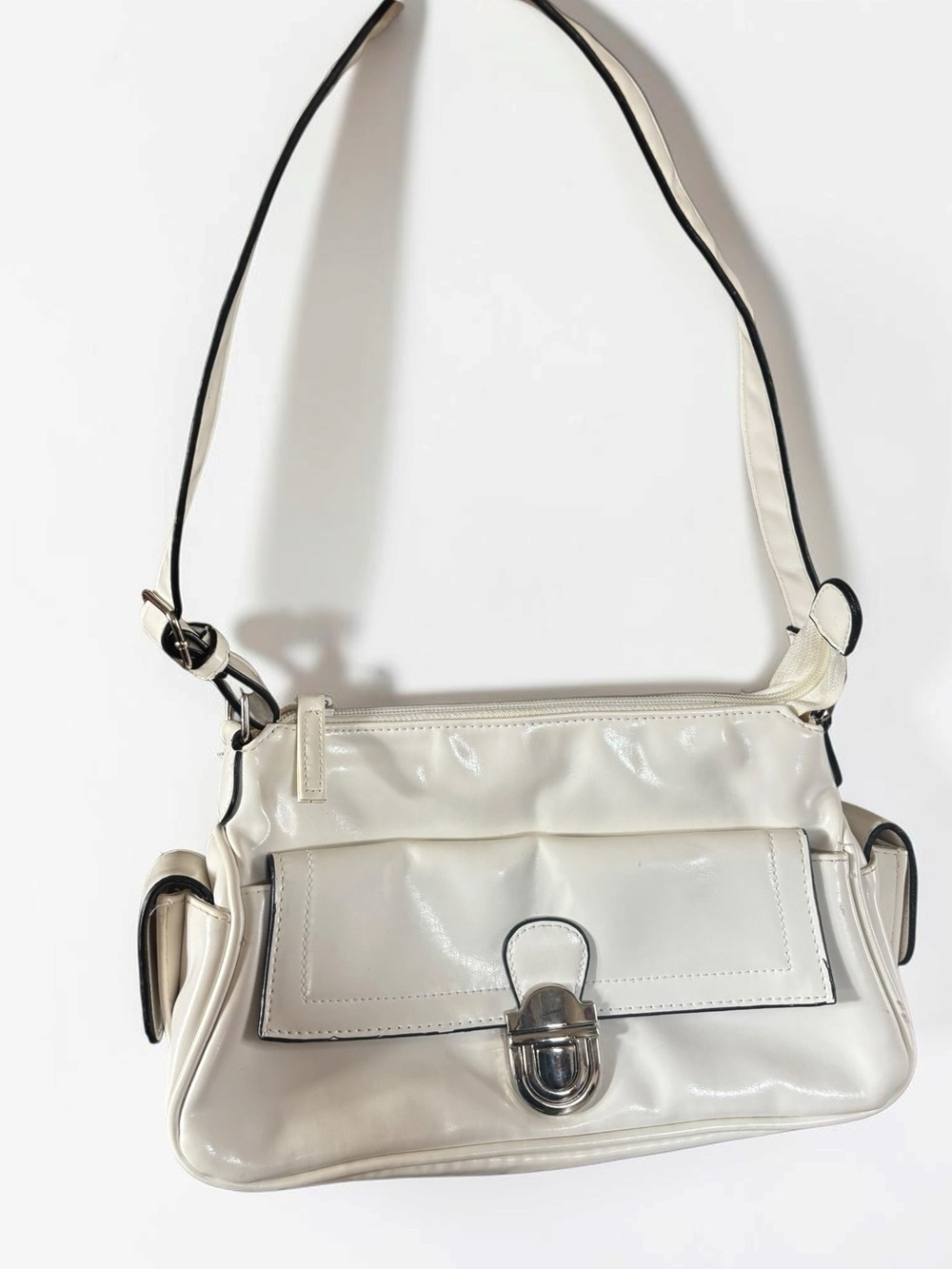 Y2K Fiorelli White Shoulder Bag Mini Baguette Purse Silver Buckle 2000s